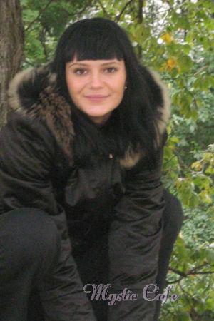 101453 - Valentina Age: 35 - Ukraine