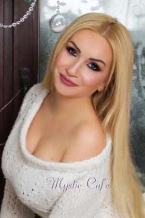 205055 - Olesya Age: 42 - Ukraine