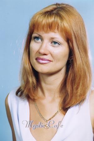51694 - Irina Age: 38 - Russia