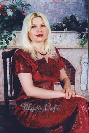 52603 - Olga Age: 40 - Russia