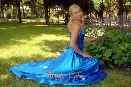 63212 - Elena Age: 37 - Ukraine