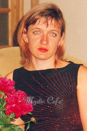 63982 - Natalia Age: 39 - Russia